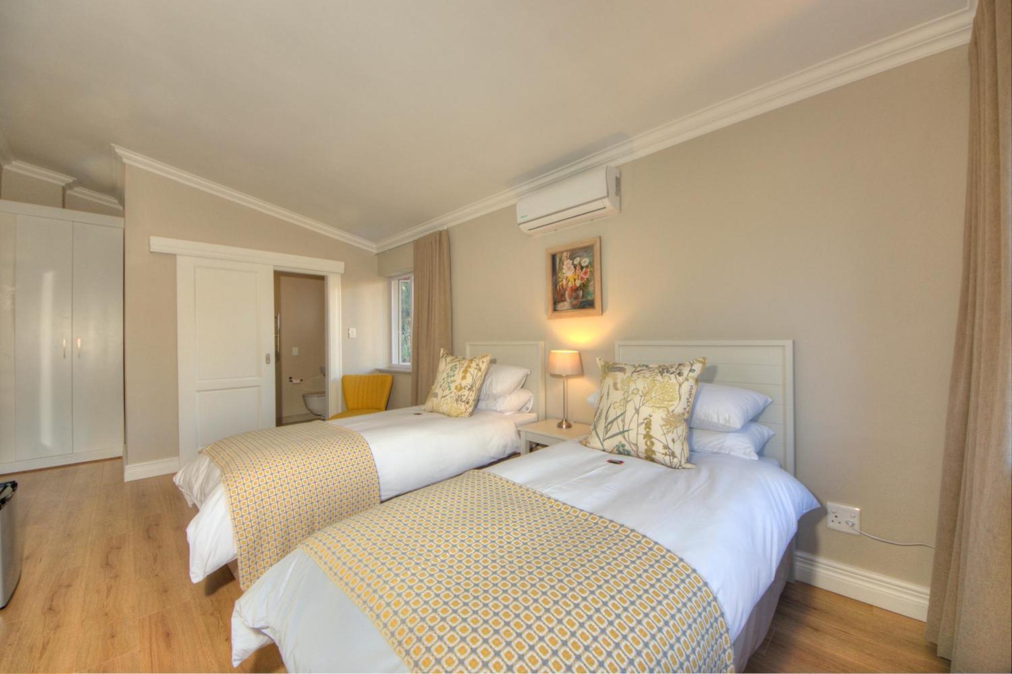 Amberhall Guesthouse โจฮันเนสเบิร์ก ห้อง รูปภาพ